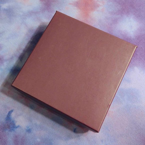 NWT Handmade Feather Charm & Glass Bead Dangle Earrings - Picture 3 of 3